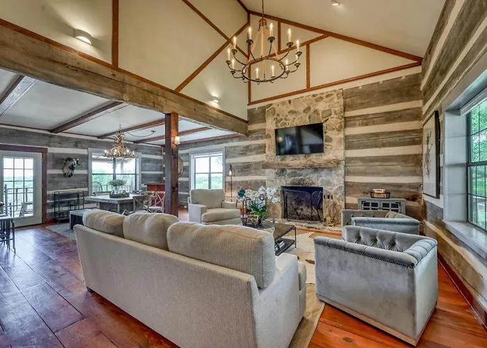 Luxury 23-Acre Ranch With Hottub Near Alamosprings