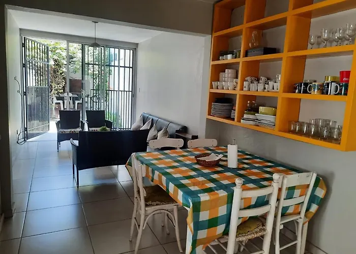 Spectacular House With 4 Bedroom In Barrio Sur With A Pool