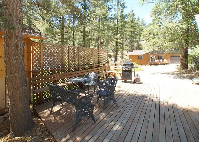 Owl Cabin - National Forest + Fireplace | Walk To Lake