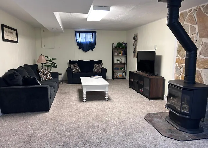 Sunny Days! Room For All And Pet Friendly