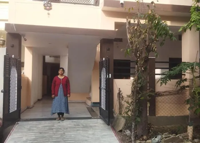 Vanita Home Stay