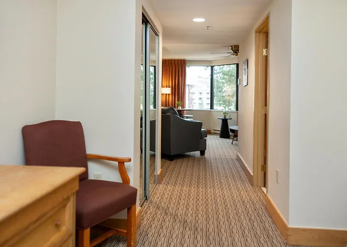 The Drop-In | Slope-Side King Suite