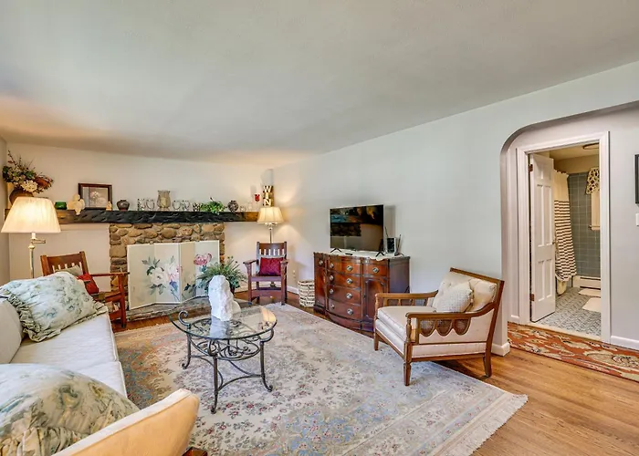 Family Getaway In Bristol Near Trails & Parks!