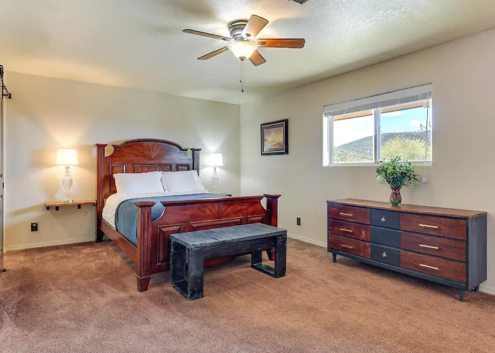 Panoramic Vistas And Spacious: Silver City Escape