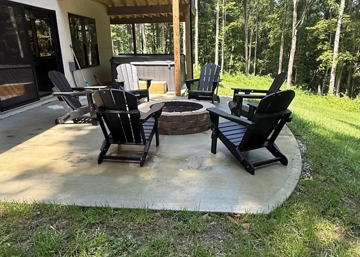 The Saige - Hot Tub, Fire Pit, And Huge Entertainment Area