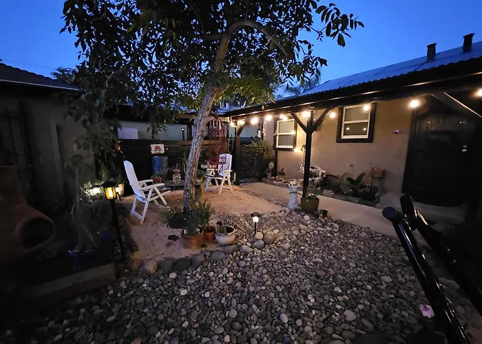 21 Cozy Home In The Heart Of The City