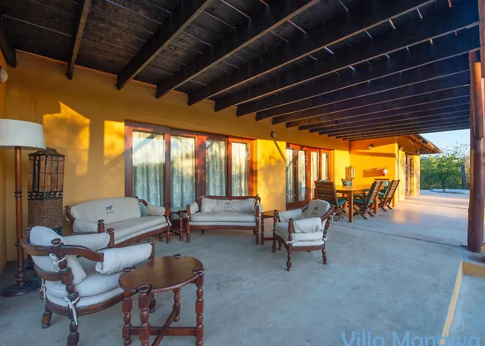 Luxury Safari Homes