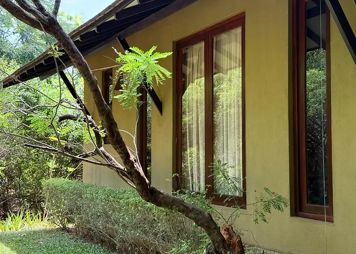 Nyne Hotels Mayur Lodge