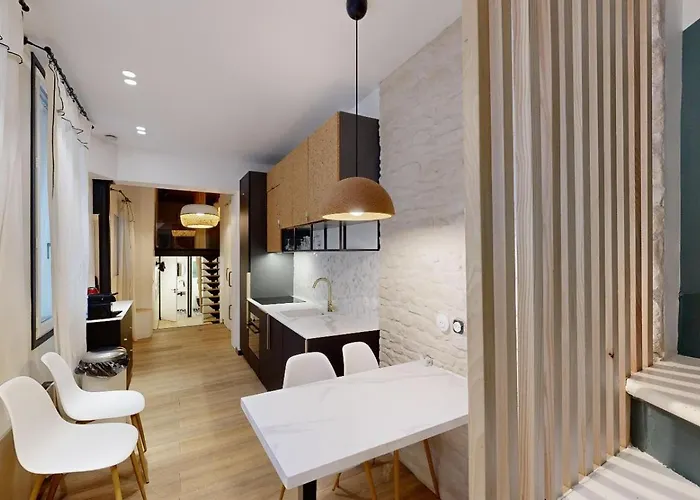 194 Suite Maison Parisienne