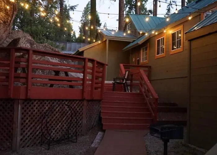 Fox Den- Pet Friendly Suite In Shaver Lake