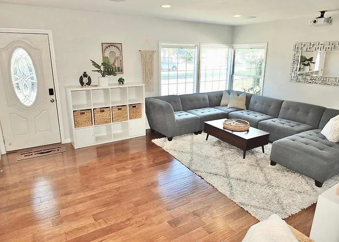 Bellflower Breeze - Charming 3 Bdr In Long Beach