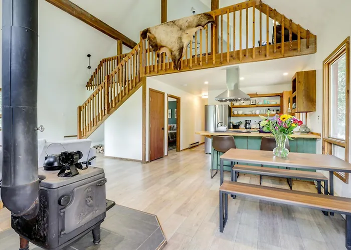 Steps To Crystal River: Hideaway W/ Mountain Views