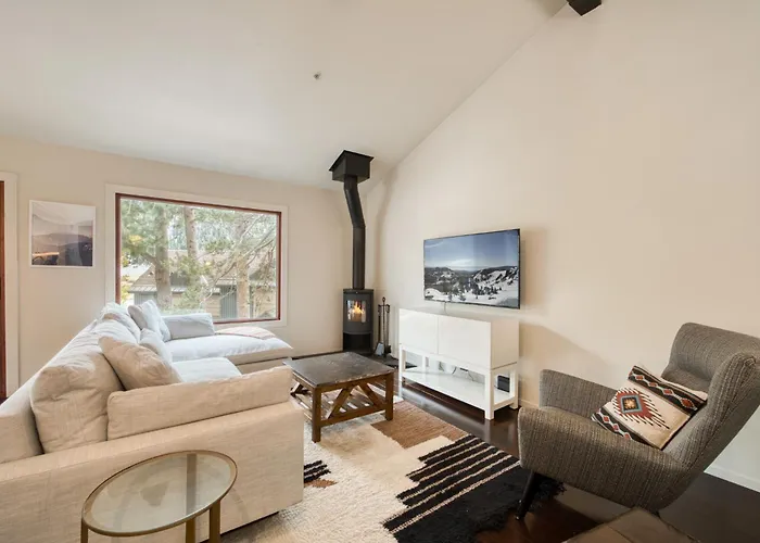 Valley View Townhome # 10 At Palisades By Tahoe Getaways - Shuttle & Walk To The Village!