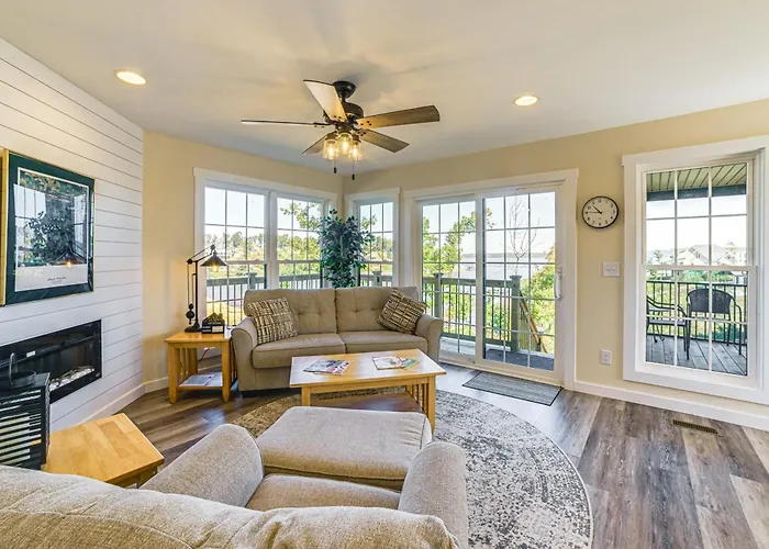 Kentucky Lake Home W/ Shared Dock!