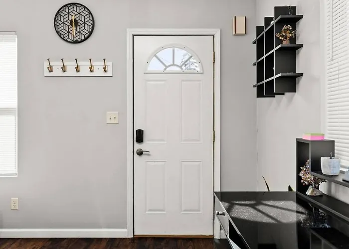 Cottage On Duryea - Cozy 1Bd Home In The Heights