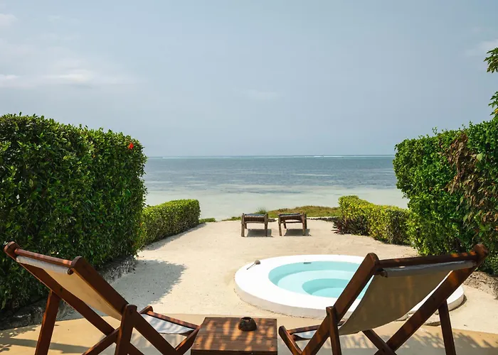 Zanbluu Beach Hotel