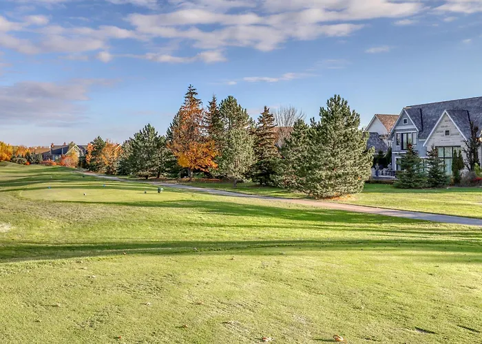 3Bdr Condo W/Private Sauna On Golf Course