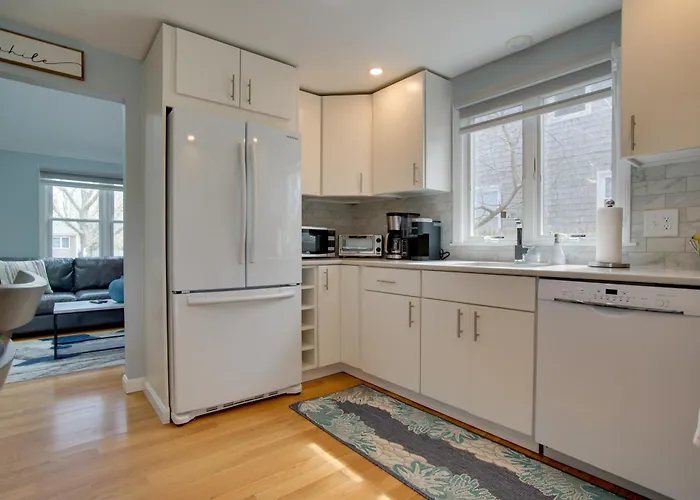 Easy Beach Days! Updated Cape Cod Home W/ Deck