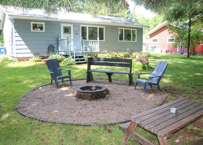 Fishermen'S Paradise W/ Fire Pit On Rice Lake!