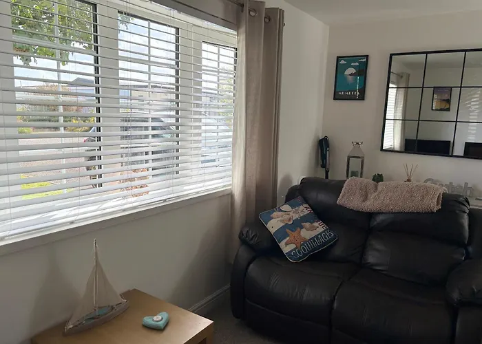 46 Gower Holiday Village With Swimming Pool