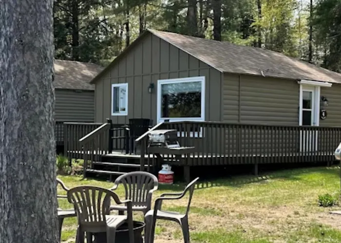 Cloverleaf Cottages