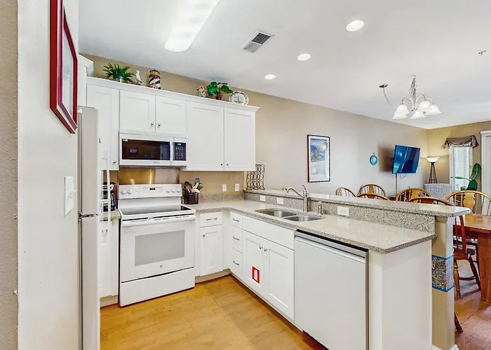 Pier Pointe Villas C102