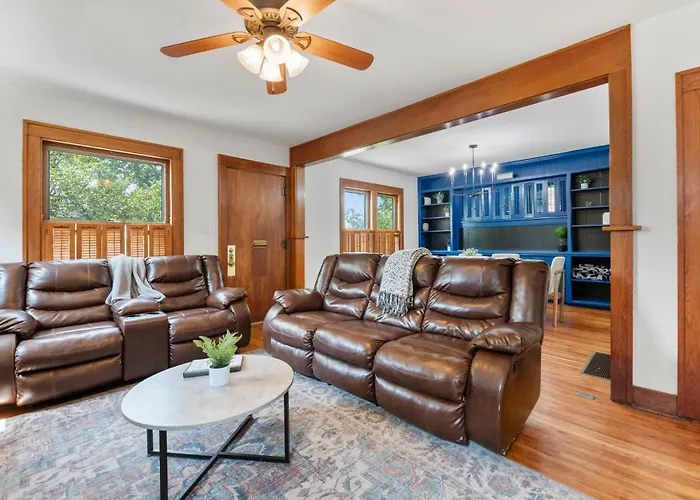 3 Bed 1 5 Bath Home In College Hill By Hospital