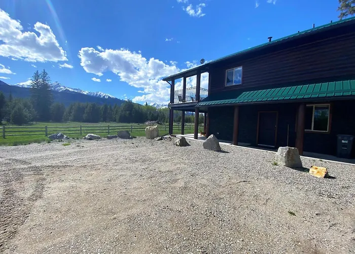The Westview Cabin