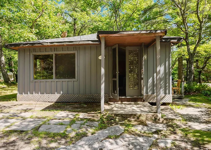 3-Bedroom Cottage #9 - Sand Bay