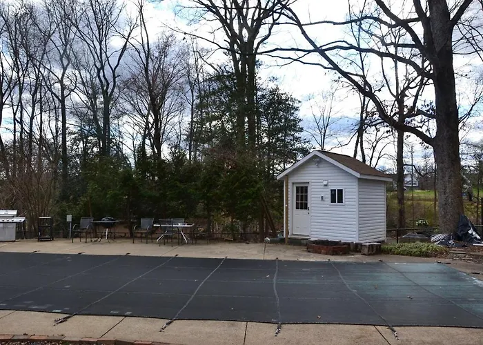 Cheerful 3 Bedroom Home With A Sauna