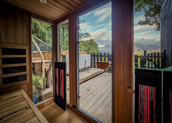 Whare Puwaha - River Mouth House