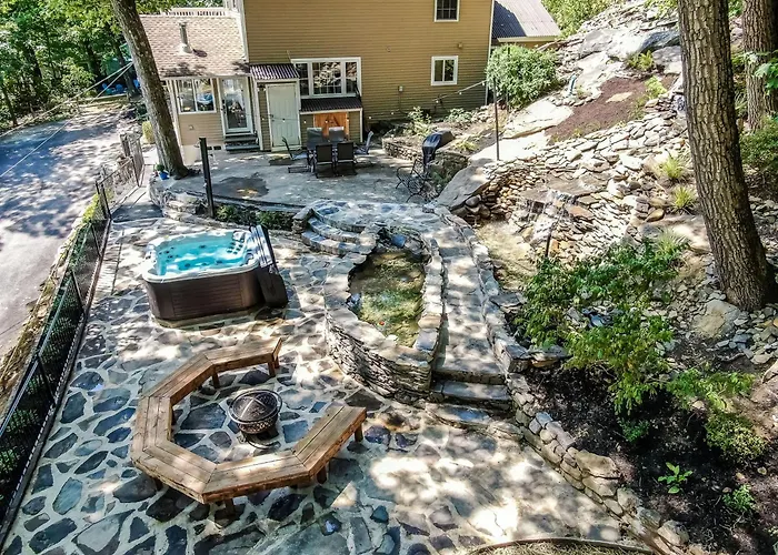 Zen Lake House