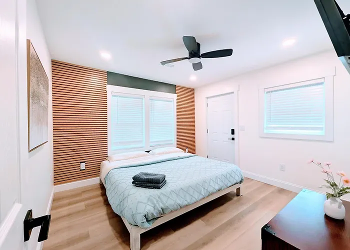 Custom Design Kitchen King Beds Laundry Large Tvs