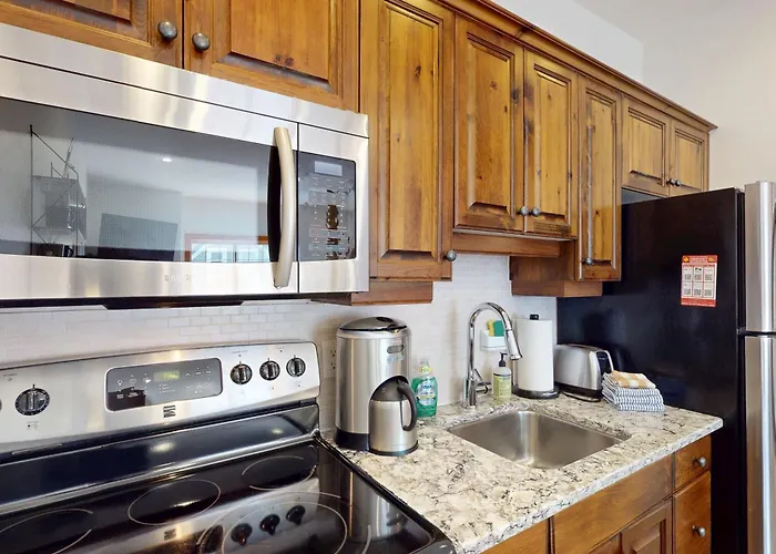 Cedar Lodge Escape At Whitetail Townhomes