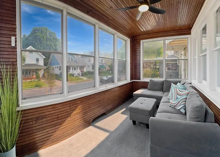 Save 50 Percent On 30 Or More Days! 3Br By Uofr & Roc Ny Airport