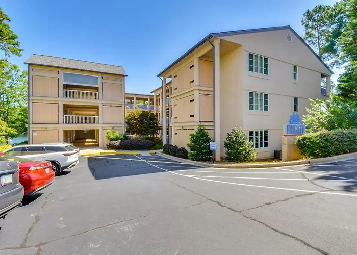 Clemson Game Retreat: Lakefront Keowee Key Condo