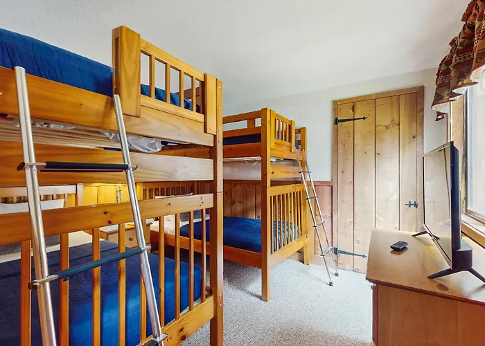 Ski Haus Retreat - Unit A