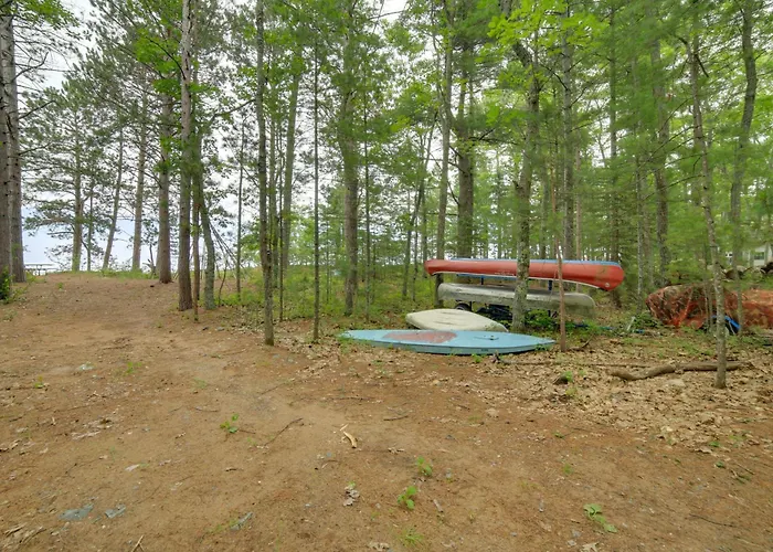 Private Sandy Beach: Lake Superior Group Retreat