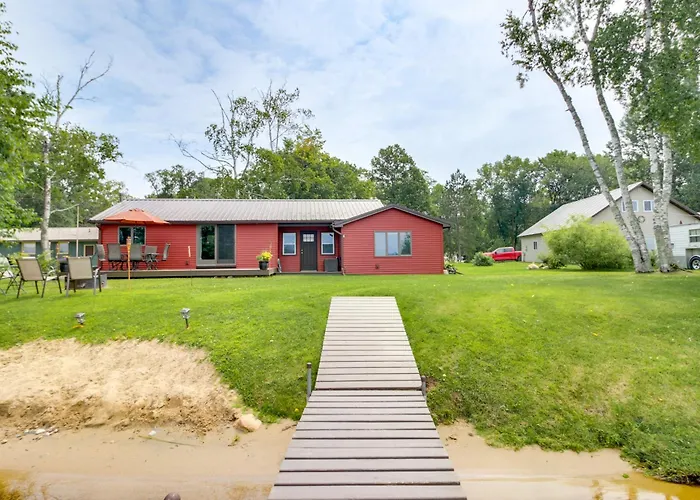 Boat Dock & Launch: Family Cabin On Prairie Lake!