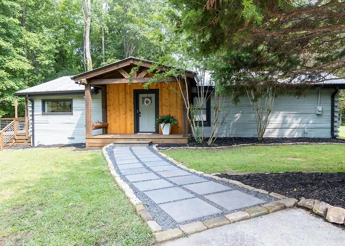 Tranquility Pond Cabin - Nature Retreat On 5 Acres