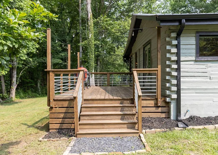 Tranquility Pond Cabin - Nature Retreat On 5 Acres