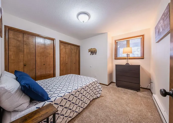 Glacier Vista Golf Getaway