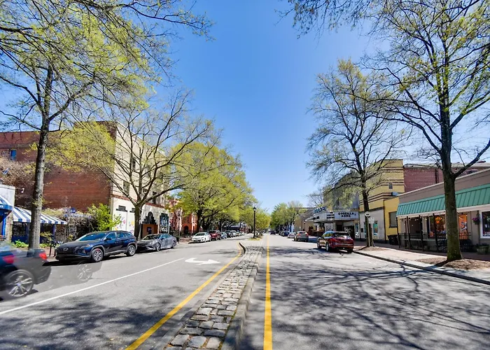 Walk To River & Downtown: Portsmouth Apartment!