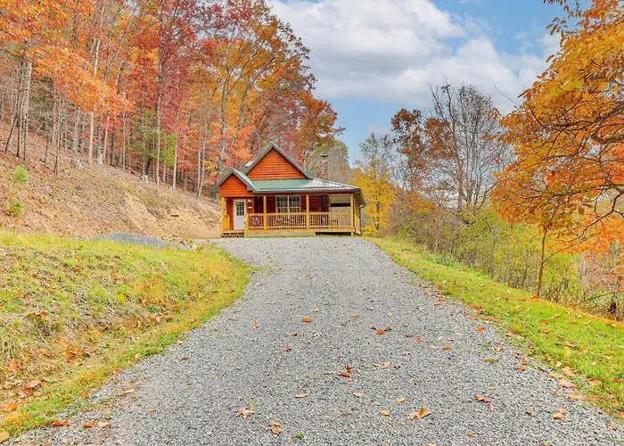 Near Greenbrier River! Mtn-View Cabin W/ Fire Pit