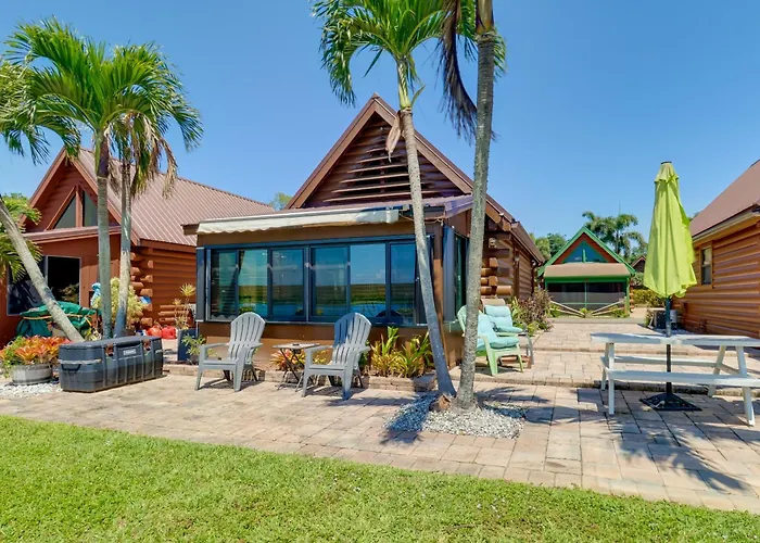 Lake Okeechobee Cabin W/ Boat Launch & Patio