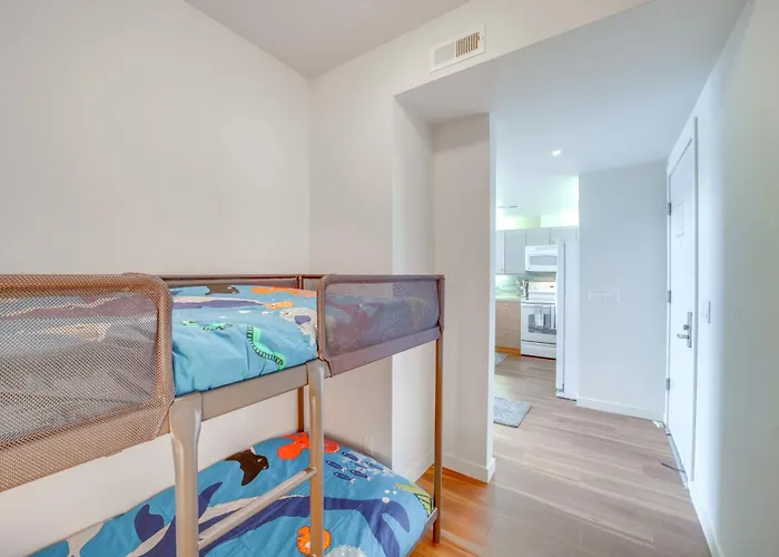 Unique Top-Level Condo With Amazing Lake Views!