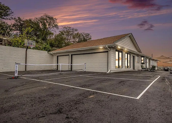 Majestic Views Funamenities & Best For Huge Group
