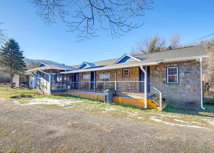 2 Blocks To Appalachian Trail! Couple'S Retreat