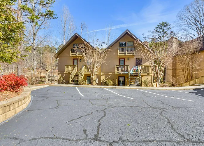 Tee Times & Lake Days! Luxe Keowee Key Living