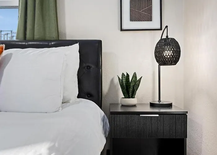 Hines Haven - Unit 2 - Perfect Bnb For You